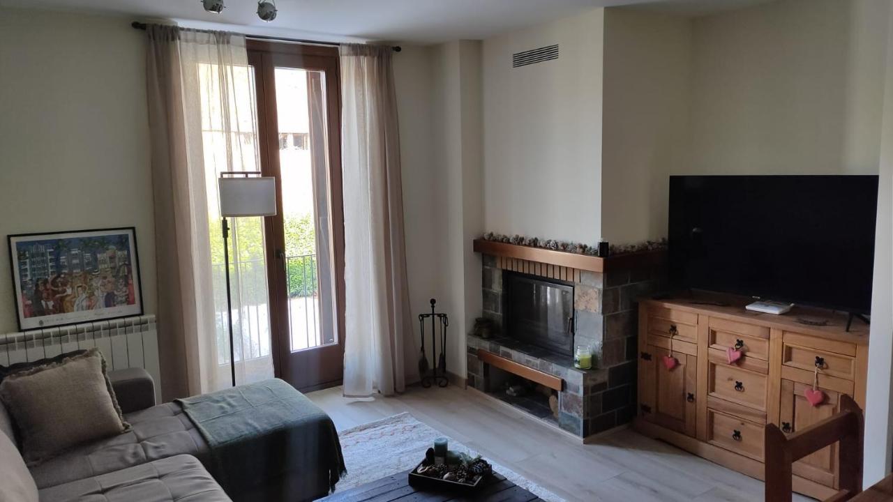 Apartament Ca La Nena Esterri d'Àneu Exteriör bild